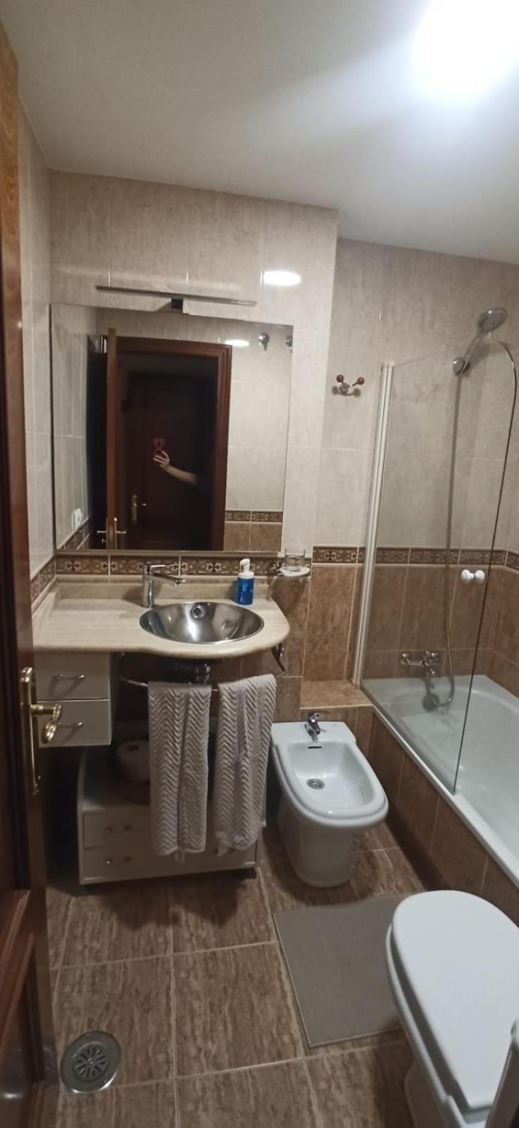 Azale Apartament *